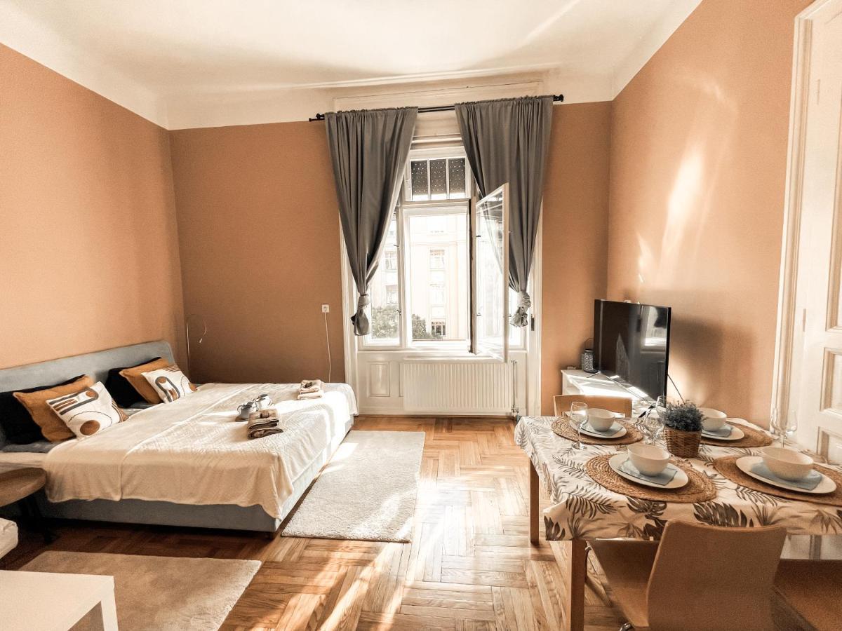 Boho Central Buda Close To Gellert Thermal Bath Apartment *