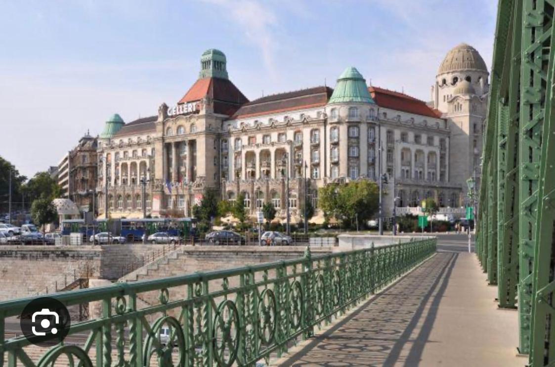 Apartment Boho Central Buda Close To Gellert Thermal Bath Budapest