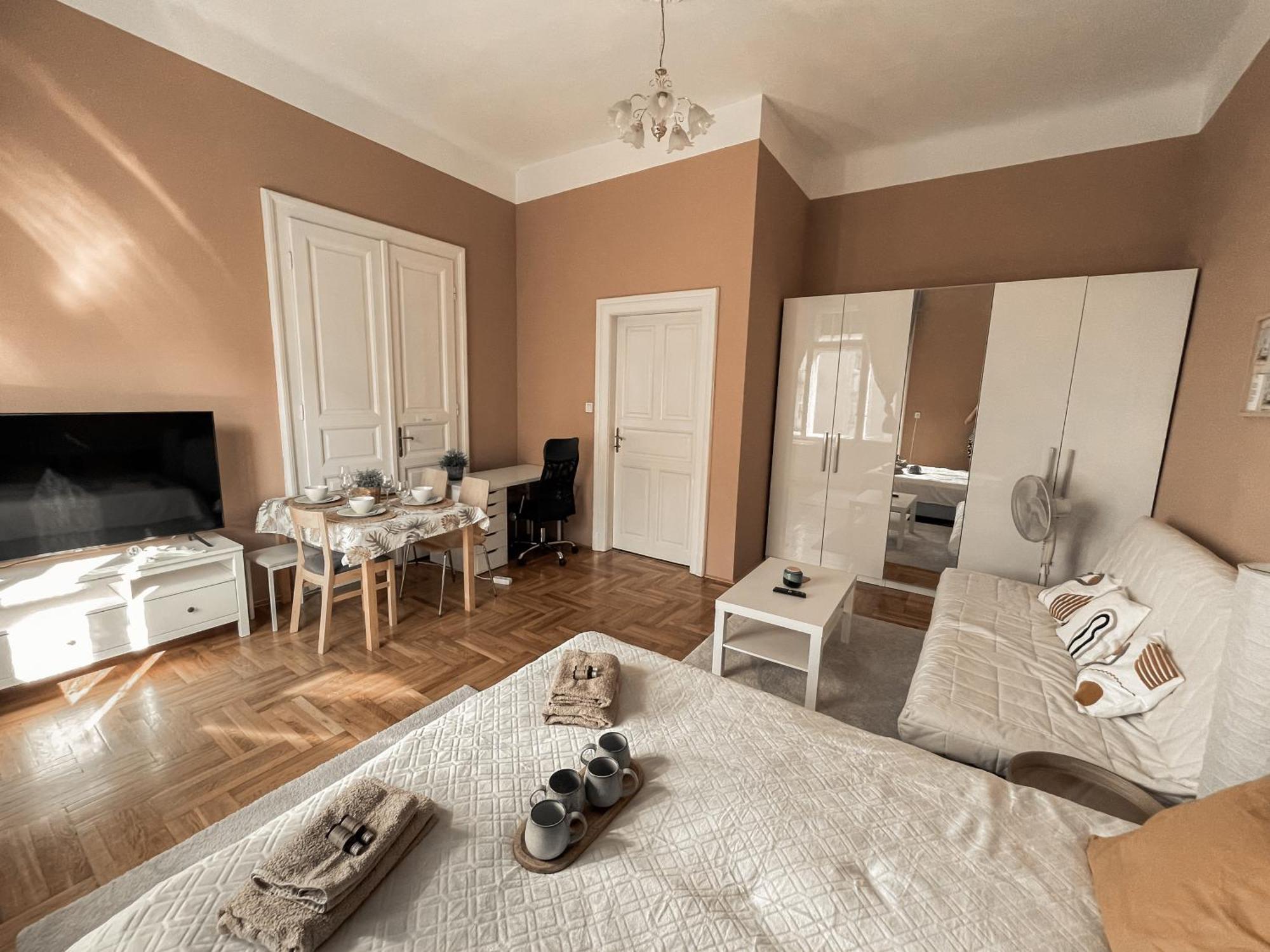 Boho Central Buda Close To Gellert Thermal Bath Apartment *